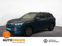 Nightshade blue metallic Gebraucht 2024 VW Tiguan Elegance SUV | 49.870 € (Superpreis)