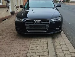 Blau Gebraucht 2014 Audi A4 Attraction Kombi | 9.000 € (Guter Preis)