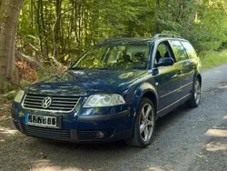 Blau Gebraucht 2003 VW Passat Kombi | 850 € (Superpreis)
