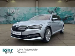 Brilliantsilber metallic Gebraucht 2022 Skoda Superb LAURIN & KLEMENT Kombi | 26.990 € (Guter Preis)
