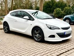 Weiß Gebraucht 2013 Opel Astra GTC Kleinwagen | 4.290 € (Superpreis)