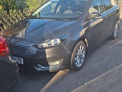Andere farben Gebraucht 2017 Ford Focus Titanium Kombi | 12.599 € (Teuer)