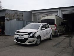 Weiß Gebraucht 2012 Hyundai i20 Kleinwagen | 3.850 €