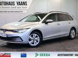 Silber Gebraucht 2022 VW Golf VIII Life Kombi | 16.589 € (Guter Preis)