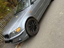 Silber Gebraucht 2004 BMW 318 Exclusive Kombi | 1.700 € (Superpreis)