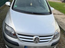 Grau Gebraucht 2005 VW Golf V Kleinwagen | 3.000 € (Fairer Preis)