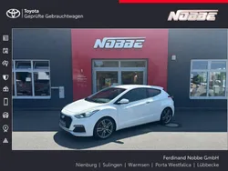 Weiß Gebraucht 2016 Hyundai i30 Turbo Coupé | 12.990 € (Fairer Preis)