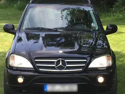 Schwarz Gebraucht 2000 Mercedes ML55 AMG AMG SUV | 6.999 €