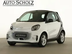 Bodypanels in white Gebraucht 2022 Smart ForTwo Electric Drive Exclusive Cabrio | 15.372 € (Fairer Preis)