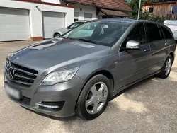 Grau Gebraucht 2012 Mercedes R350 Van / Kleinbus | 14.250 € (Teuer)
