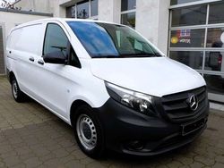 Weiß Gebraucht 2020 Mercedes Vito Van / Kleinbus | 19.490 €