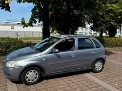 Grau Gebraucht 2005 Opel Corsa Limousine | 850 € (Guter Preis)