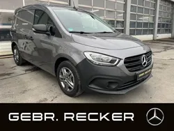 Grau Gebraucht 2024 Mercedes Citan 110 Limousine | 25.890 € (Etwas zu teuer)
