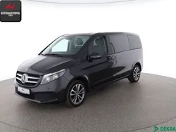 Grau Gebraucht 2020 Mercedes V220 Sport Van / Kleinbus | 37.780 € (Superpreis)