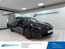 Schwarz Neu 2024 Tesla Model 3 Long Range Limousine | 49.988 € (Teuer)