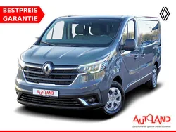 Städtisches grau Gebraucht 2022 Renault Trafic Komfort Van | 34.950 € (Guter Preis)