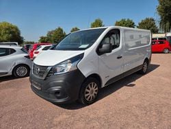 Weiß Gebraucht 2017 Nissan NV300 Comfort Van | 8.800 € (Fairer Preis)