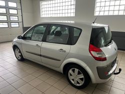 Grau Gebraucht 2005 Renault Scénic II Van / Kleinbus | 1.600 €