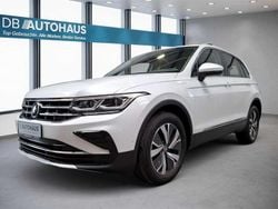 Weiß Gebraucht 2022 VW Tiguan Elegance SUV | 27.340 € (Guter Preis)