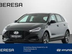 Schwarz Neu 2024 Hyundai i30 Advantage Limousine | 22.980 € (Guter Preis)