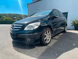 Schwarz Gebraucht 2005 Mercedes B200 Van / Kleinbus | 2.500 € (Fairer Preis)