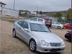 Silber Gebraucht 2001 Mercedes C200 Coupé | 1.500 €