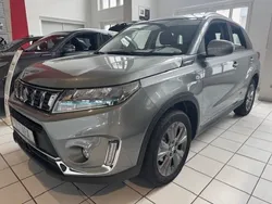 Grau Gebraucht 2023 Suzuki Vitara Comfort SUV | 27.690 € (Teuer)