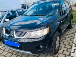 Schwarz Gebraucht 2007 Mitsubishi Outlander SUV | 3.700 € (Etwas zu teuer)