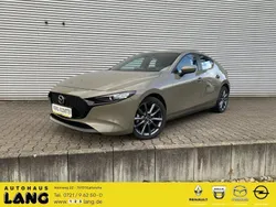 Zircon sand Gebraucht 2024 Mazda 3 Exclusive-Line Limousine | 29.990 € (Fairer Preis)