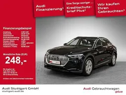 Mythosschwarz metallic Gebraucht 2021 Audi e-tron Sportback Ambiente SUV | 35.950 € (Etwas zu teuer)