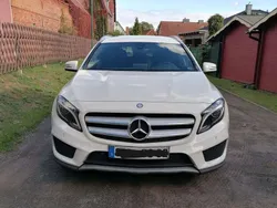 Mercedes GLA200