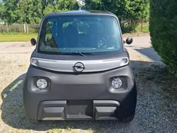 Grau Gebraucht 2024 Opel Rocks-e Rocks | 8.350 €