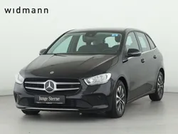 Unilack nachtschwarz Gebraucht 2023 Mercedes B180 Style Van / Kleinbus | 22.850 € (Guter Preis)