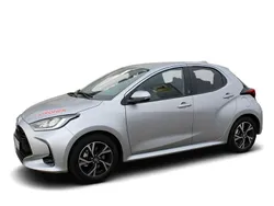 Grau Gebraucht 2024 Toyota Yaris Hybrid Team Kleinwagen | 25.349 € (Fairer Preis)