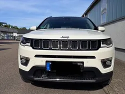 Weiß Gebraucht 2019 Jeep Compass Limited SUV | 22.500 € (Etwas zu teuer)