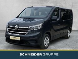 Kometengrau Gebraucht 2023 Renault Trafic Life Van | 33.890 € (Superpreis)