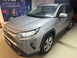 Silber Gebraucht 2020 Toyota RAV4 Hybrid Team SUV | 26.990 € (Fairer Preis)