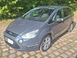 Grau Gebraucht 2012 Ford S-MAX Titanium Van / Kleinbus | 7.890 € (Fairer Preis)