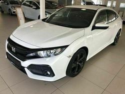Weiß Gebraucht 2018 Honda Civic Limousine | 15.500 € (Fairer Preis)