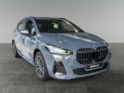 Grau Neu 2025 BMW 225 M Sport Van / Kleinbus | 55.690 €