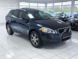 Blau Gebraucht 2012 Volvo XC60 Summum SUV | 16.990 €