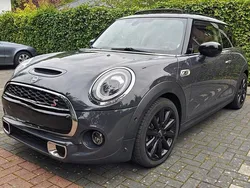 Grau Gebraucht 2020 Mini Cooper S Kleinwagen | 19.999 € (Fairer Preis)