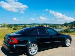 Schwarz Gebraucht 2006 Mercedes E500 Limousine | 12.450 € (Etwas zu teuer)
