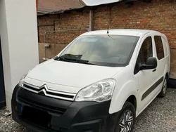 Weiß Gebraucht 2016 Citroën Berlingo Van / Kleinbus | 8.500 € (Fairer Preis)