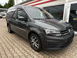 Grau Gebraucht 2017 VW Caddy Maxi Trendline Van / Kleinbus | 14.999 € (Etwas zu teuer)