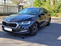 Schwarz Gebraucht 2021 Skoda Octavia G-TEC Style Limousine | 18.900 € (Fairer Preis)