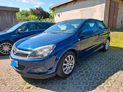 Blau Gebraucht 2009 Opel Astra GTC Edition Coupé | 6.000 € (Teuer)
