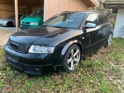 Schwarz Gebraucht 2003 Audi A4 S-Line Kombi | 1.999 € (Guter Preis)