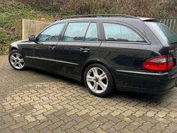 Schwarz Gebraucht 2008 Mercedes E220 Avantgarde Kombi | 4.998 € (Fairer Preis)