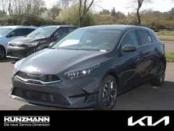 Pentametal metallic Neu 2025 Kia Ceed Limousine | 26.990 € (Fairer Preis)